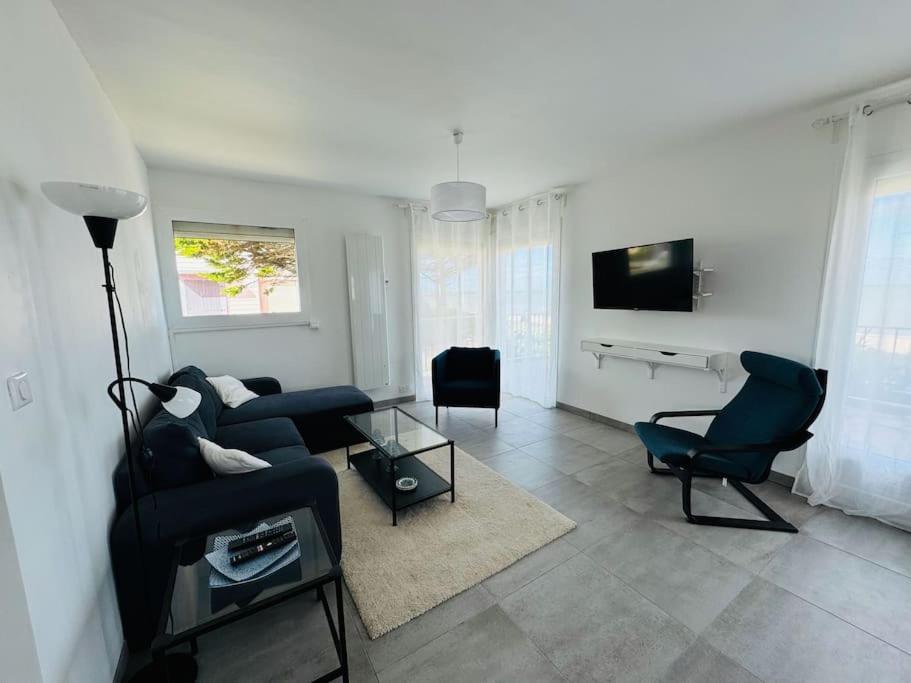 Villa Demeure Renovee Front De