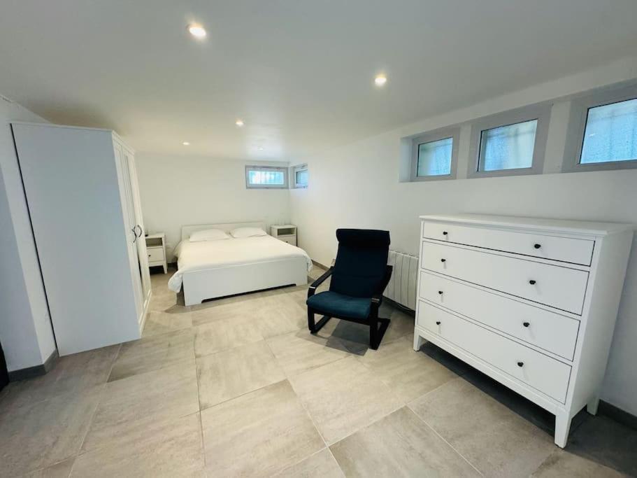 Demeure Renovee Front De Courseulles-sur-Mer